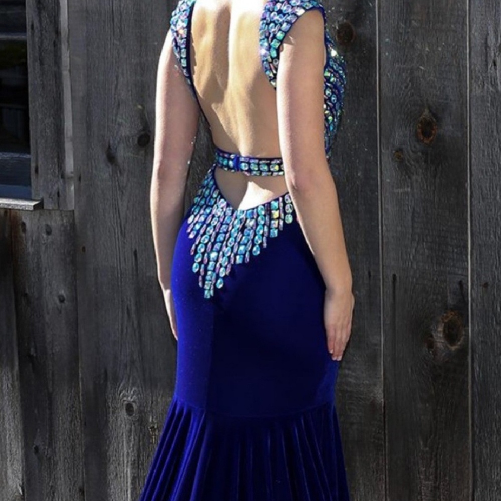 !SOLD! Velvet prom or pageant gown - Picture 3 of 8